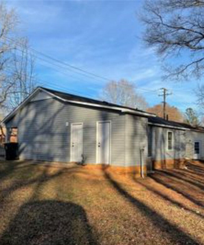60 Southbrook Dr in York, SC - Building Photo - Building Photo