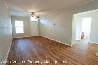 1308 E Main St in Round Rock, TX - Building Photo - Building Photo