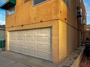 26 69th Pl in Long Beach, CA - Building Photo - Building Photo