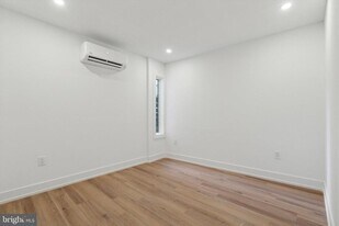 808 N 3rd St in Philadelphia, PA - Building Photo