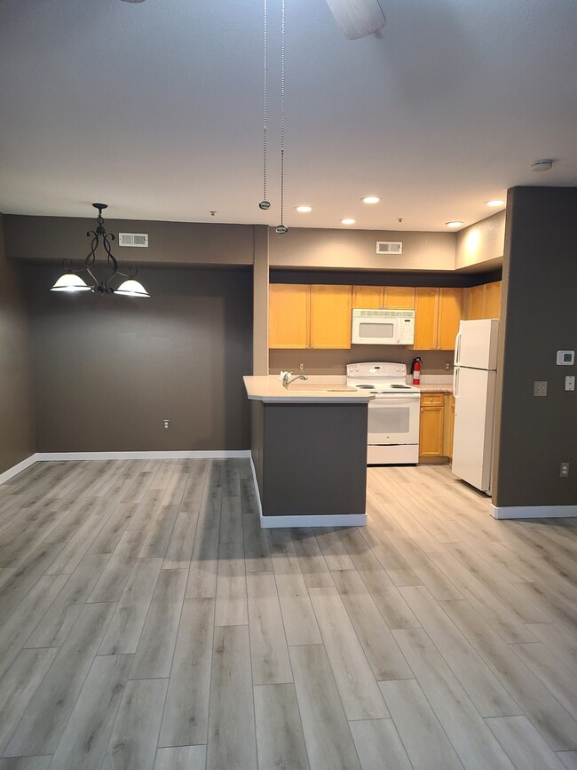 8400 S Upham Way, Unit E10