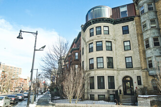 869 Beacon St, Unit 3 in Boston, MA - Building Photo - Building Photo