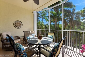 4844 Hampshire Ct in Naples, FL - Building Photo - Building Photo