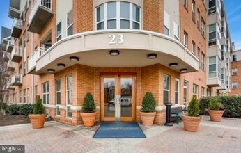 23 Pierside Dr in Baltimore, MD - Building Photo - Building Photo
