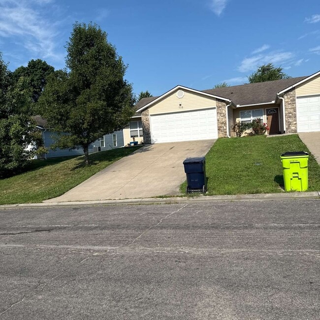 property at 705 Elliott Ln