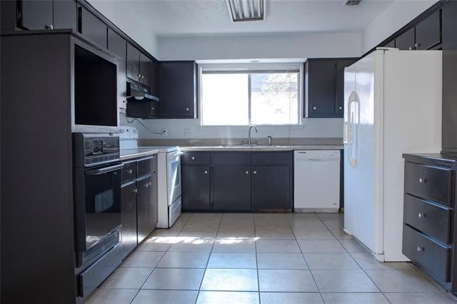 12336 Ferris Creek Ln in Dallas, TX - Building Photo - Building Photo