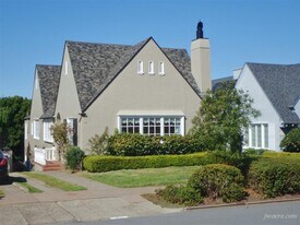 40 Santa Paula Ave in San Francisco, CA - Building Photo