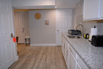 1544 Oakridge Rd in Baltimore, MD - Building Photo - Building Photo