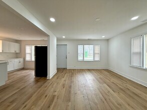 14916 Langley Ave in Dolton, IL - Building Photo - Building Photo