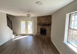 2437B River Oaks Blvd, Unit River Oaks Blvd in Jackson, MS - Building Photo - Building Photo