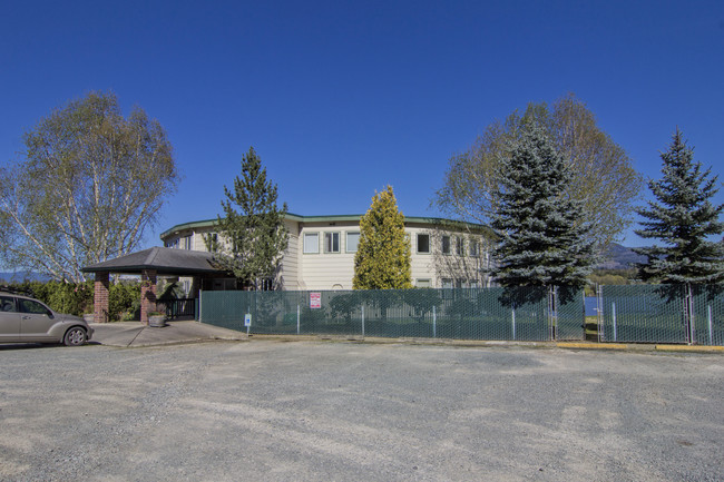 17911 W Big Lake Blvd in Mount Vernon, WA - Building Photo - Building Photo