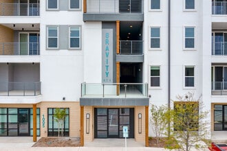 4801 Springdale Rd, Unit 1306 in Austin, TX - Building Photo - Building Photo