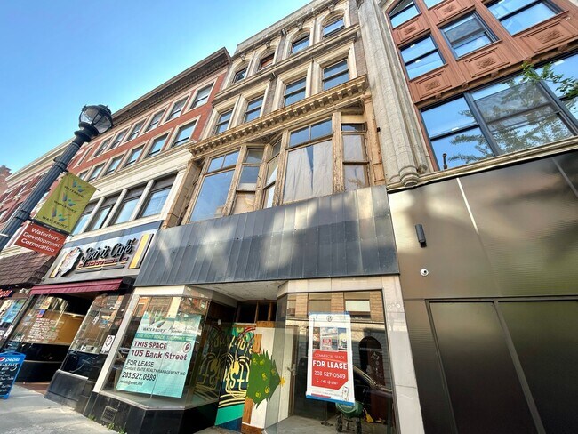 105 Bank St in Waterbury, CT - Building Photo - Building Photo