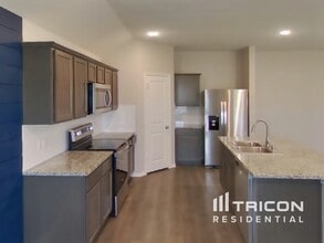 2335 French St in Fate, TX - Foto de edificio - Building Photo