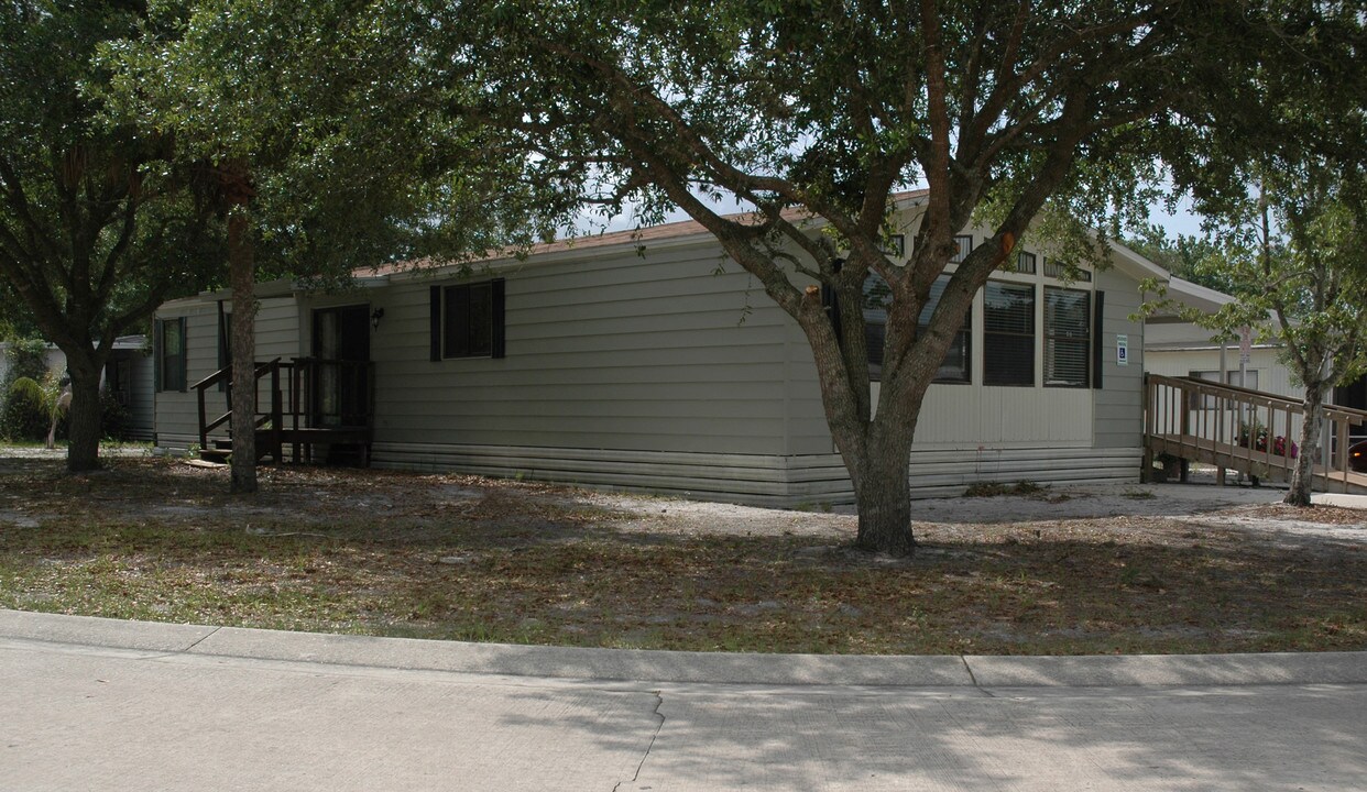 Sunlake Estates in Cocoa, FL - Building Photo