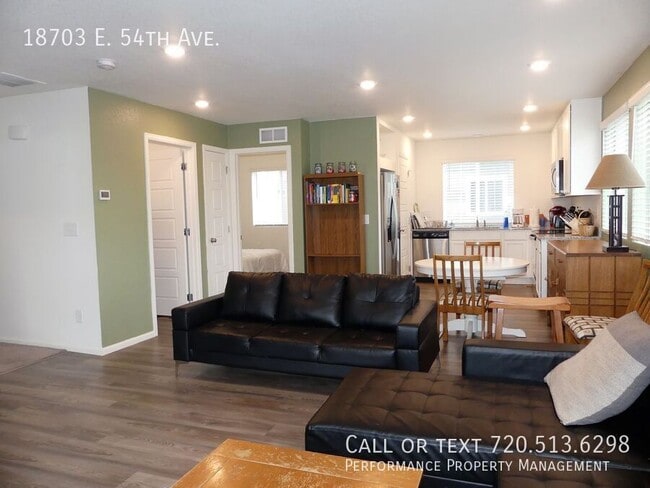 18703 E 54th Ave in Denver, CO - Building Photo - Building Photo