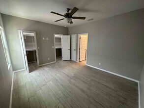 4907 N Dahlia St-Unit -2 in Pharr, TX - Building Photo - Building Photo