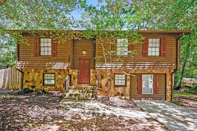 property at 1367 Classic Dr NE