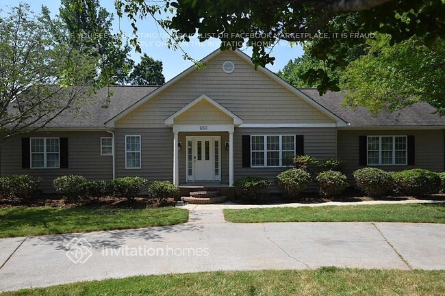 property at 650 Petree Rd