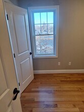 435 Walnut St, Unit Unit #3 in Saugus, MA - Building Photo - Building Photo