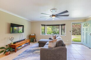 5806 Koali St in Kapaa, HI - Building Photo