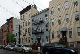 307 Monroe St in Hoboken, NJ - Building Photo - Building Photo