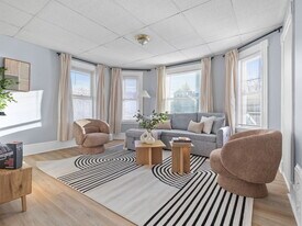 168 School St, Unit 1 in Somerville, MA - Building Photo