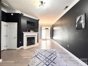 914 Hawthorne Bridge Ct in Charlotte, NC - Building Photo - Building Photo