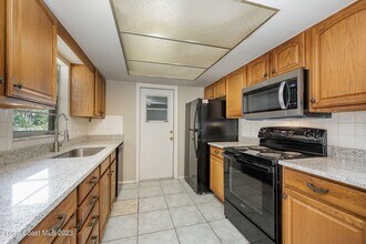 608 Sacre Coeur Dr in Melbourne, FL - Building Photo - Building Photo