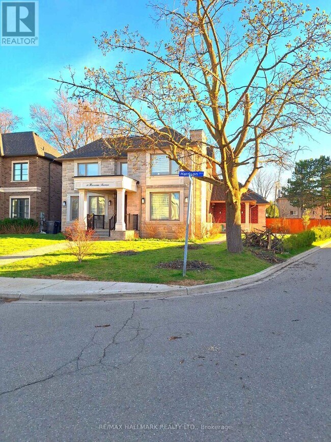 38 Harrison Ave in Mississauga, ON - Building Photo - Building Photo