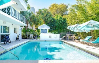 365 N Ocean Blvd in Boca Raton, FL - Building Photo - Building Photo