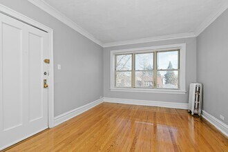 72nd/ Michigan in Chicago, IL - Building Photo - Interior Photo