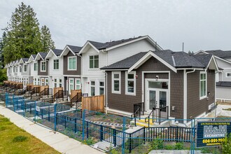 Center 128 in Surrey, BC - Building Photo - Building Photo