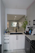 13160 SW 64th Terrace in Miami, FL - Building Photo - Building Photo