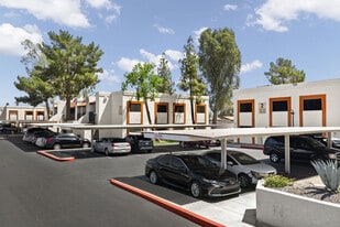 Solei on West Thomas in Phoenix, AZ - Building Photo