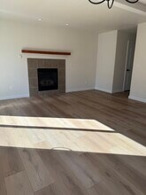 1033 Northeast Kayak Loop, Unit #2 in Bend, OR - Building Photo - Building Photo