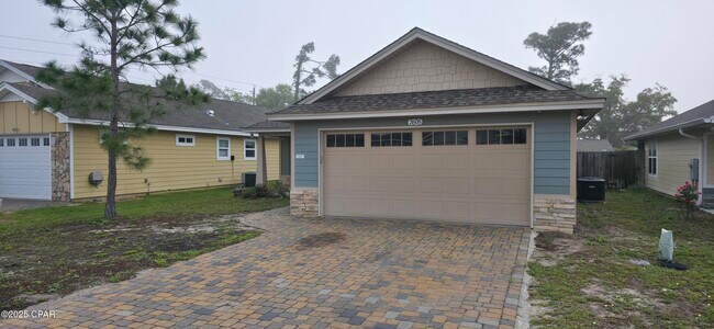 2605 Ashlee Way in Lynn Haven, FL - Building Photo - Building Photo