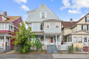 565 Carroll Ave, Unit 1 in Bridgeport, CT - Building Photo