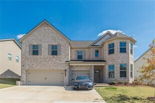 4876 Elm Leaf Dr in Atlanta, GA - Building Photo