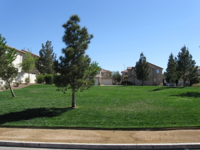 10614 Corte Sierra St in Las Vegas, NV - Building Photo - Building Photo