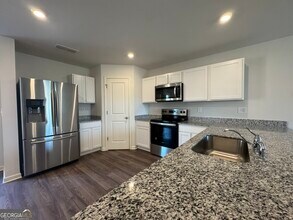 528 Pemberton St in Kingston, GA - Building Photo - Building Photo