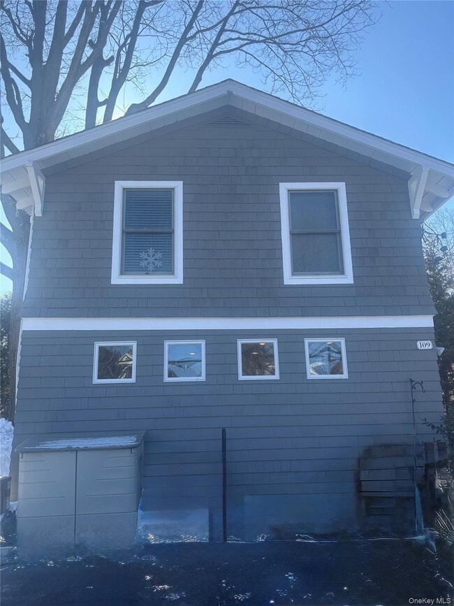109 14th Ave in Sea Cliff, NY - Building Photo - Building Photo