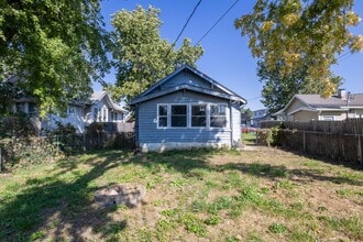 3631 Avenue C in Council Bluffs, IA - Building Photo - Building Photo