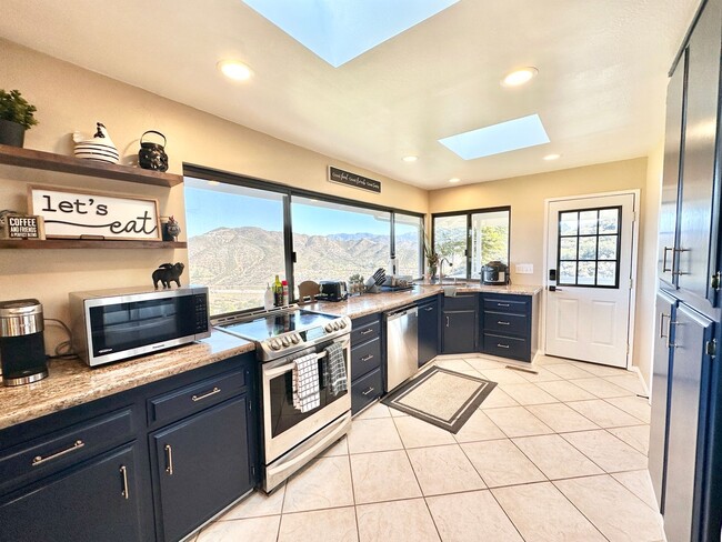 2160 Puerto Del Mundo in Fallbrook, CA - Building Photo - Building Photo