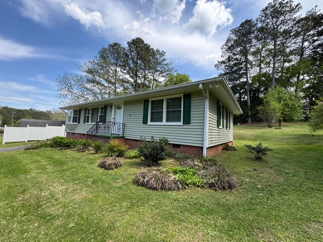 property at 12 Lionel Ln NE