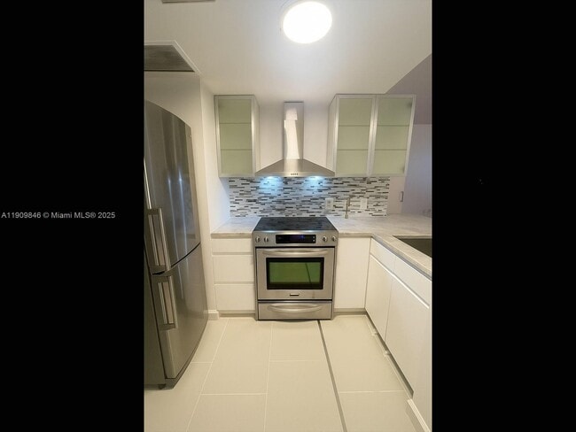 property at 1242 Drexel Ave