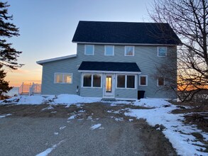 5 Old Proprietor Rd in Cape Elizabeth, ME - Building Photo - Building Photo