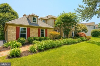 5503 Chestermill Ct in Fairfax, VA - Building Photo - Building Photo