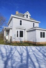 1106 Becker Ave SW in Willmar, MN - Building Photo - Building Photo