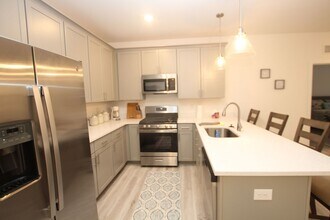 33530 Old Salt Ln in Lewes, DE - Building Photo - Building Photo